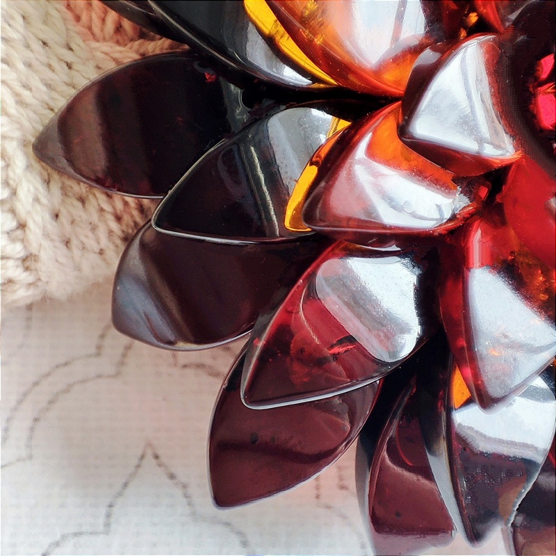 Брошь-кулон 