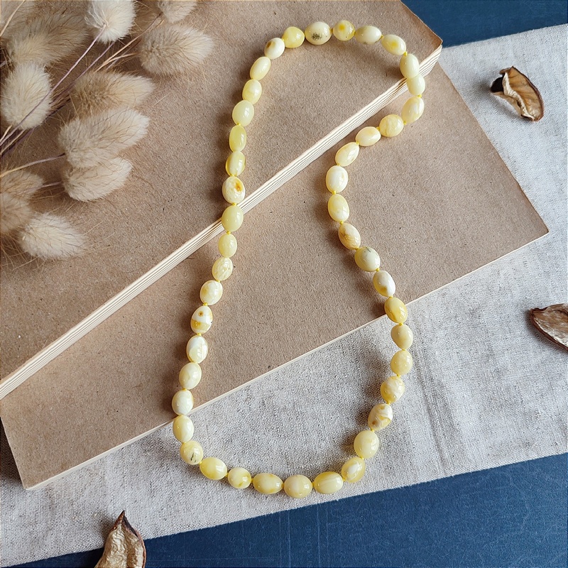 Бусы "Сливка" из янтаря